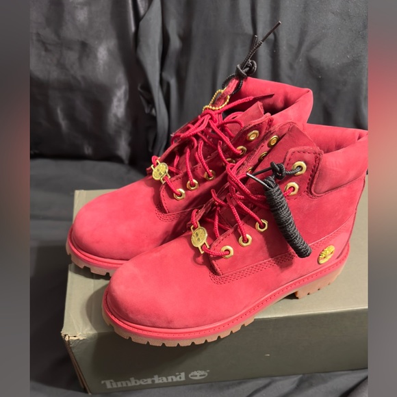 Timberland Premium 6 in Waterproof Boot Dark Red Nubuck BRAND NEW Kids - Picture 6 of 10
